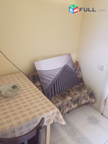 Vardzov bnakaran Zeytunum 2215
