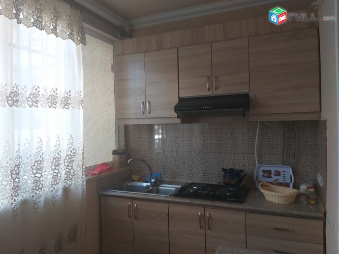 Vardzov bnakaran Komitasum 2242