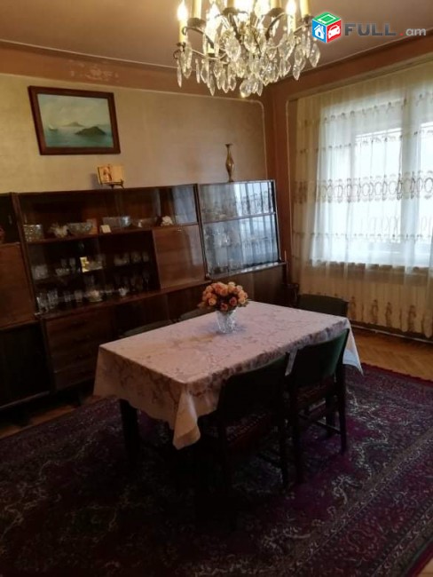 Տրվում է 2ս բնակարան Բաղրամյան փ (օպերաի մոտ)