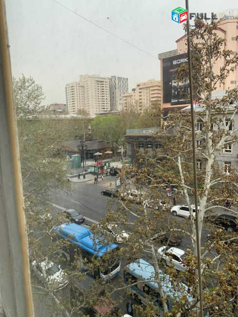 2 սենյականոց բնակարան  Մաշտոցի պողոտայում 