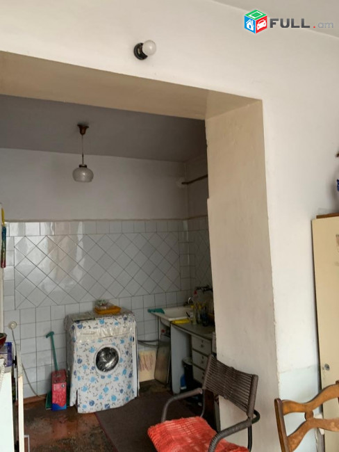  2 սենյականոց բնակարան  Մաշտոցի պողոտայում 