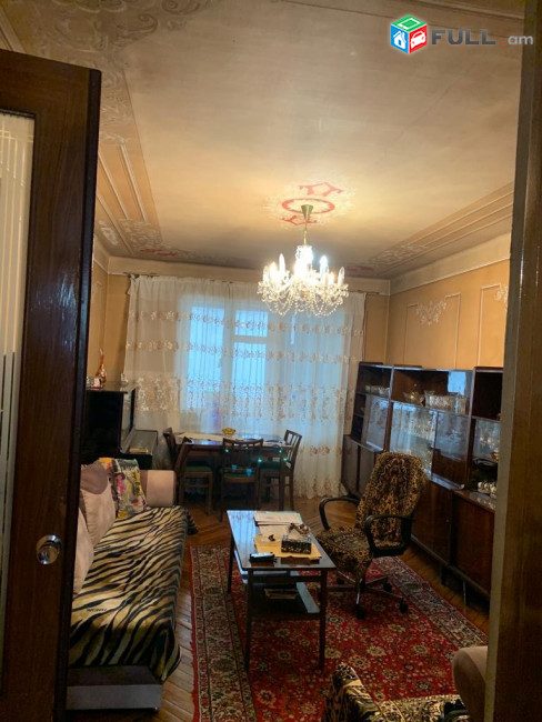  2 սենյականոց բնակարան  Մաշտոցի պողոտայում 