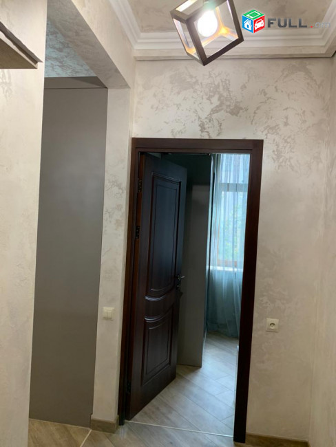Վարձով 2 սենյականոց բնակարան Կենտրոնում