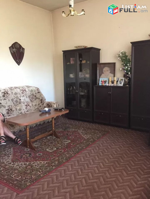 Երկու հարկանի քարե տուն Արմավիրում, 650 ք.մ., մասնակի վերանորոգում