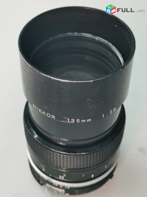 Телеобъектив NIKKOR от Nikon