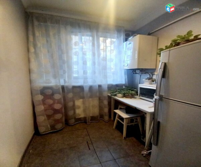 KOD A8619 Գրիբոյեդով-Կոմիտաս խաչմերուկ, 1-2 սենյակ դարձրած