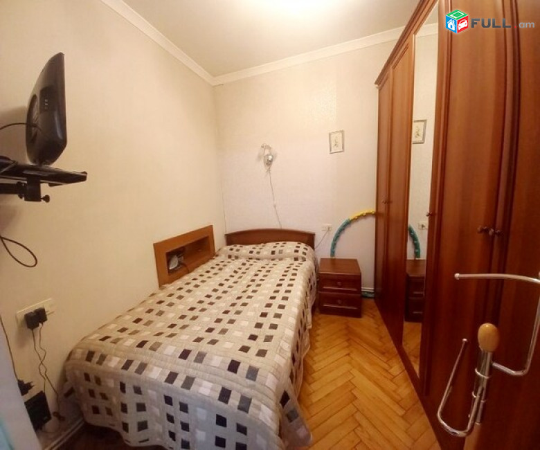 KOD A8619 Գրիբոյեդով-Կոմիտաս խաչմերուկ, 1-2 սենյակ դարձրած