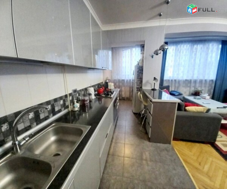 KOD A8619 Գրիբոյեդով-Կոմիտաս խաչմերուկ, 1-2 սենյակ դարձրած