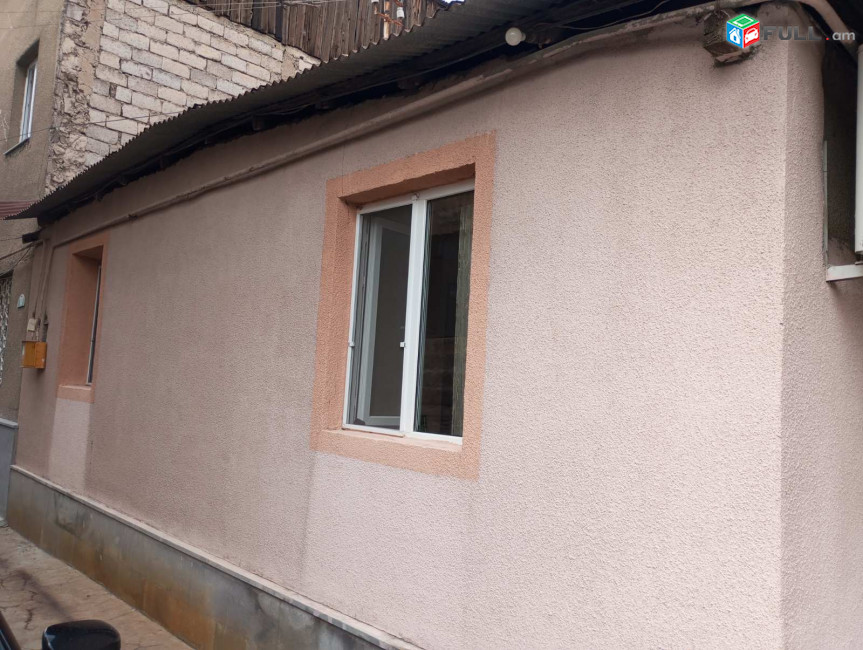 VACHARVUM  E  ARAZNATUN   EREBUNI  24 F   3 SEN  1 HARG 