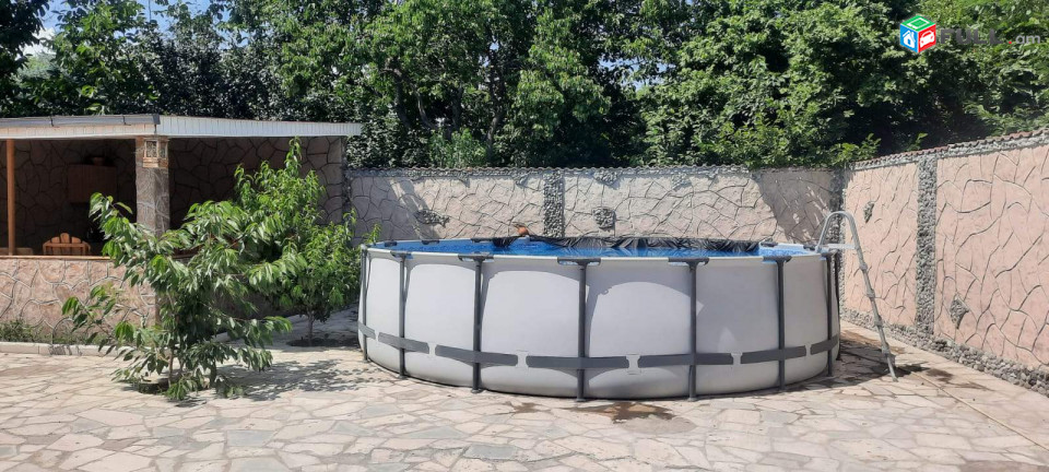 VACHARVUM   E   LOXAVAZAN   MANKAKAN