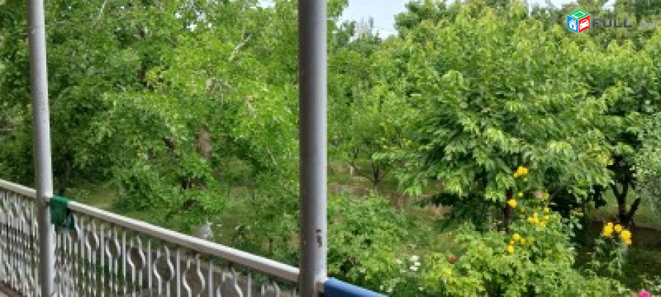 VACHARVUM  E ARAZNATUN  DZORAXPUR  GYUX  2 HARG   MAK 1000 Q