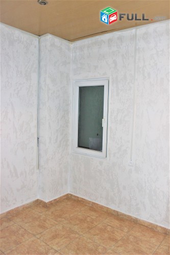 Կոմերցիոն տարածք, 1-ին գիծ, 81մք, Կենտրոնում, for rent, Կոդ G1323