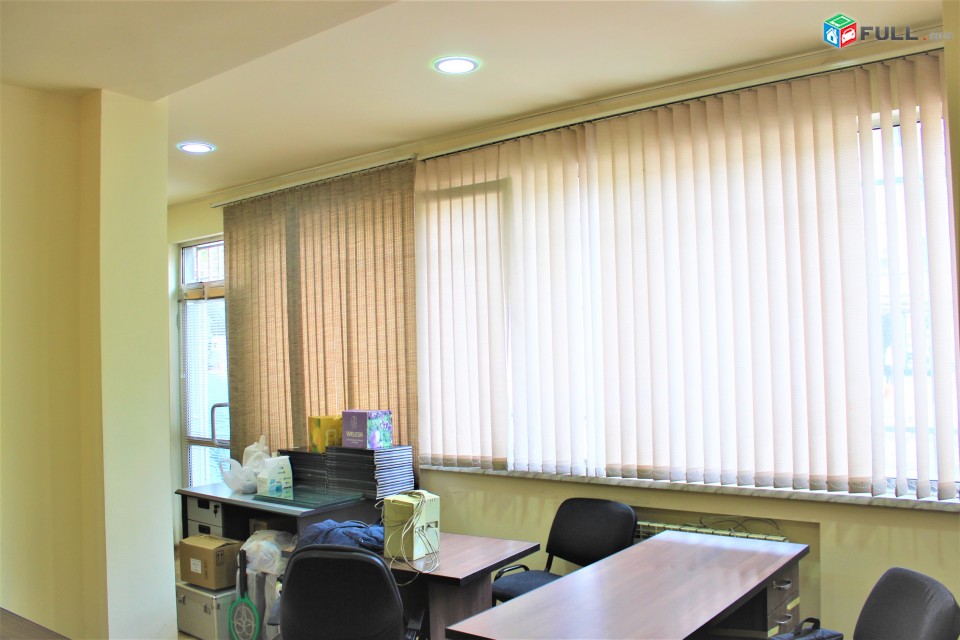 Առևտրային տարածք կենտրոնում, 50 ք.մ. For rent  Կոդ G1386