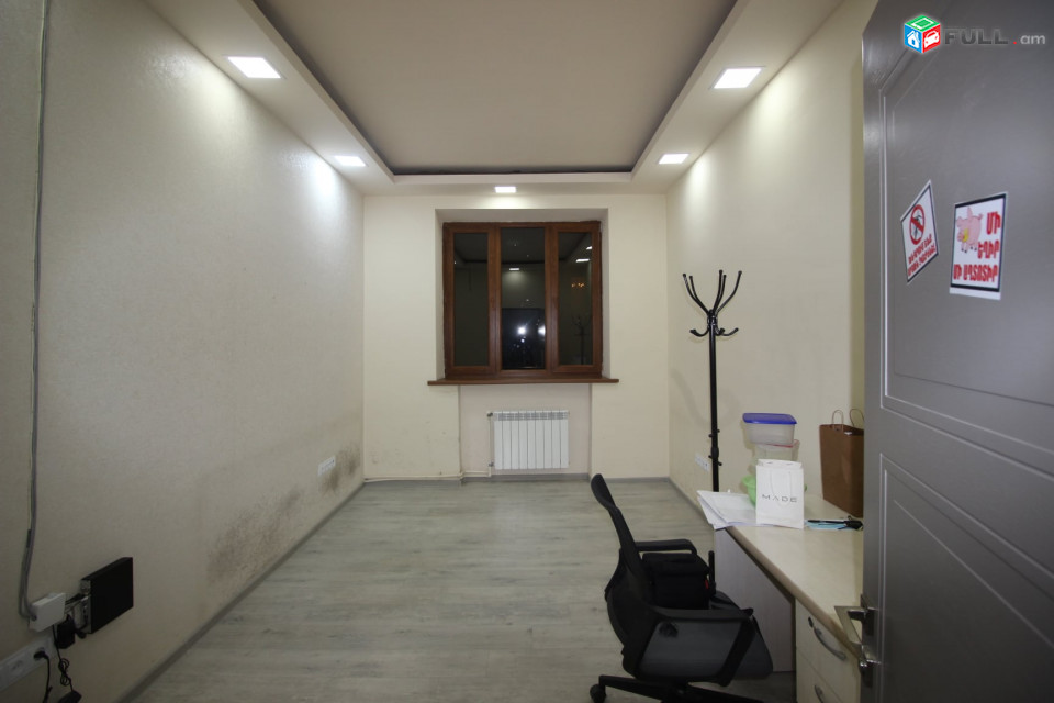 Չայկովսկու փողոց,կենտրոնում, Գրասենյակային տարածք  96քմ, for rent Կոդ G1466