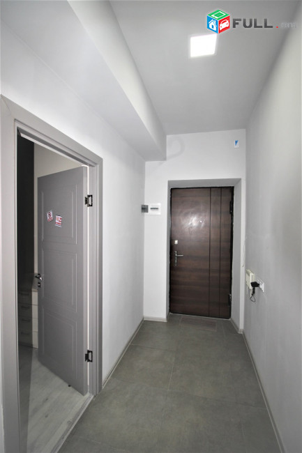 Չայկովսկու փողոց,կենտրոնում, Գրասենյակային տարածք  96քմ, for rent Կոդ G1466