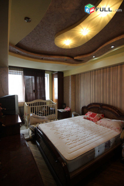 Աղայան փողոց,2 սենյականոց բնակարան,70քմ., for rent, Կոդ B1220