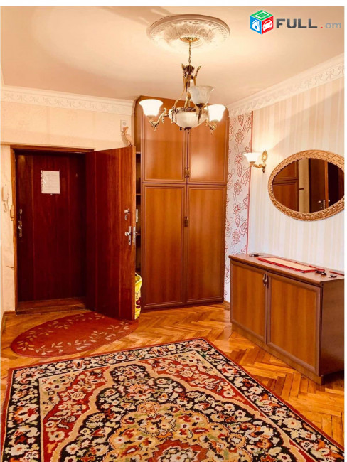 Ամիրյան փողոց,110քմ,մի քանի պատշգամբ,3 սենյականոց բնակարան , for rent,Կոդ  B1229