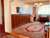 Ամիրյան փողոց,110քմ,մի քանի պատշգամբ,3 սենյականոց բնակարան , for rent,Կոդ  B1229