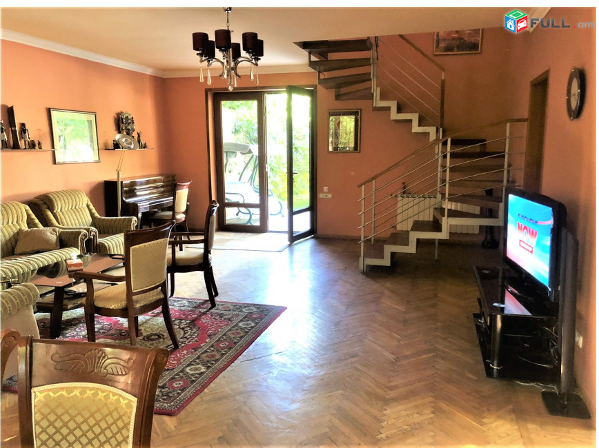 3 հարկանի քարե տուն Ձորաղբյուրում,180քմ,օրավարձ,for rent,կապիտալ վերանորոգված, Կոդ B1233