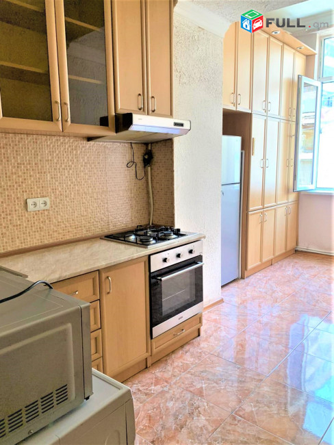 Կիևյան փողոց,2 սենյականոց բնակարան,65քմ, for rent, Կոդ B1266