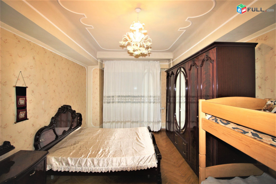Խորենացի փողոց,95քմ,3 սենյականոց բնակարան , for rent, կոդ B1273