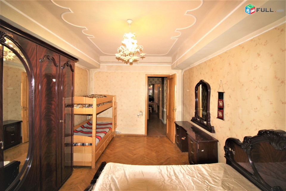 Խորենացի փողոց,95քմ,3 սենյականոց բնակարան , for rent, կոդ B1273