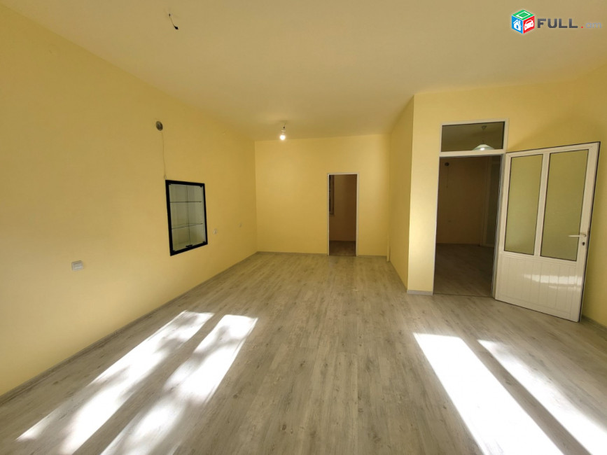 Վարձով է տրվում գրասեյակային տարածք ։ for rent Կոդ G1548