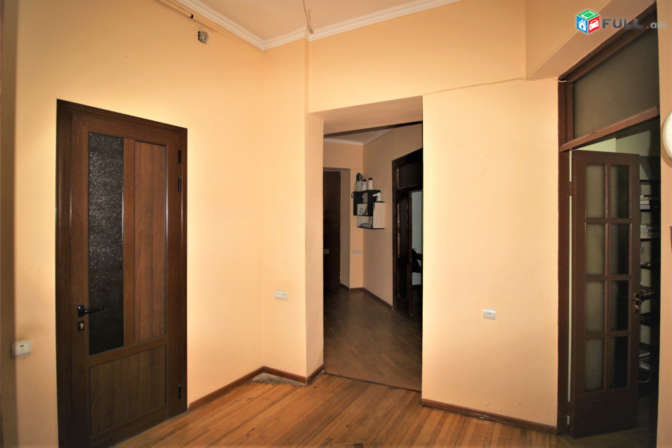 վարձով է տրվում գրասենյակային տարածք , for rent Կոդ G1568