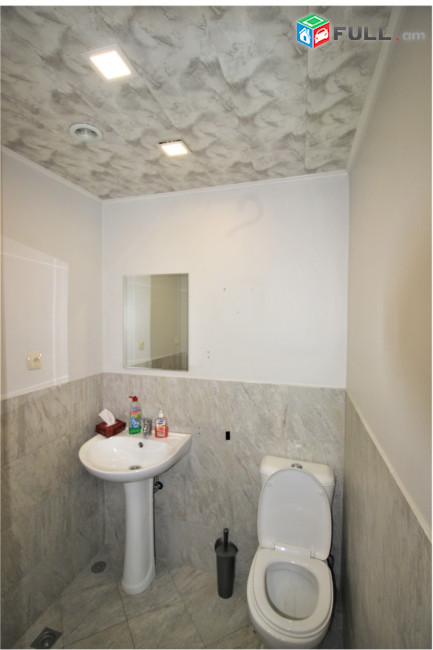 Սայաթ-Նովայի պողոտա,կենտրոն,275ք,Բազմաֆունկցիոնալ գույք, for sale, Կոդ C1373