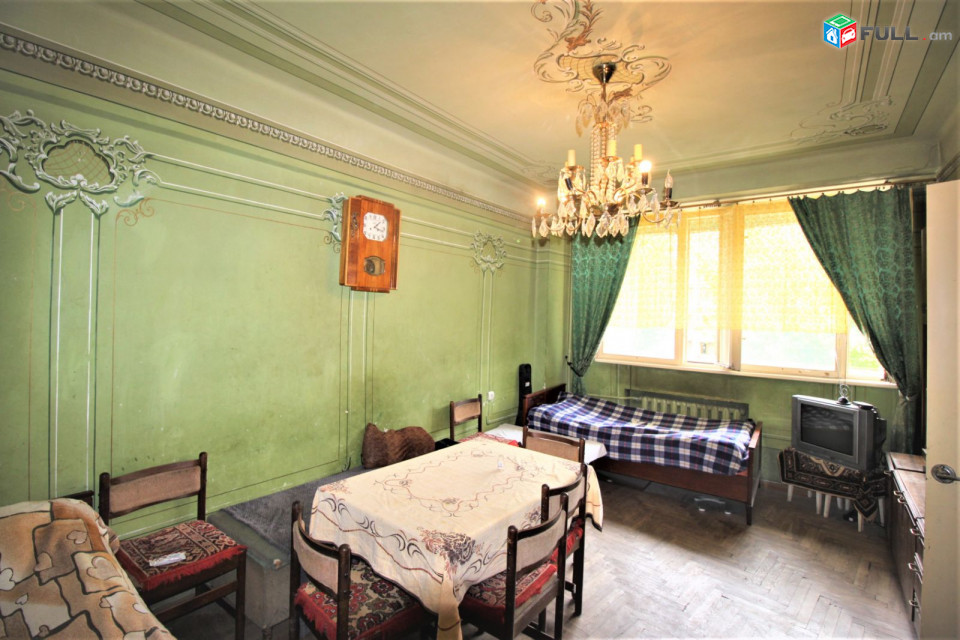 Խորենացու փողոց,1 սենյականոց բնակարան,42քմ., for sale, կոդ C1376