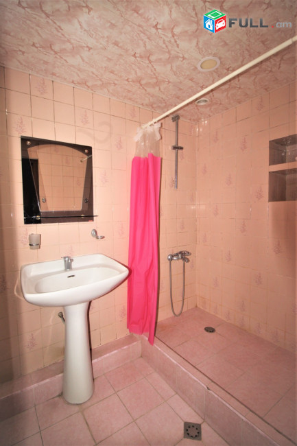 Զաքյան փողոց,3 սենյականոց բնակարան,85քմ,for rent, Կոդ B1311