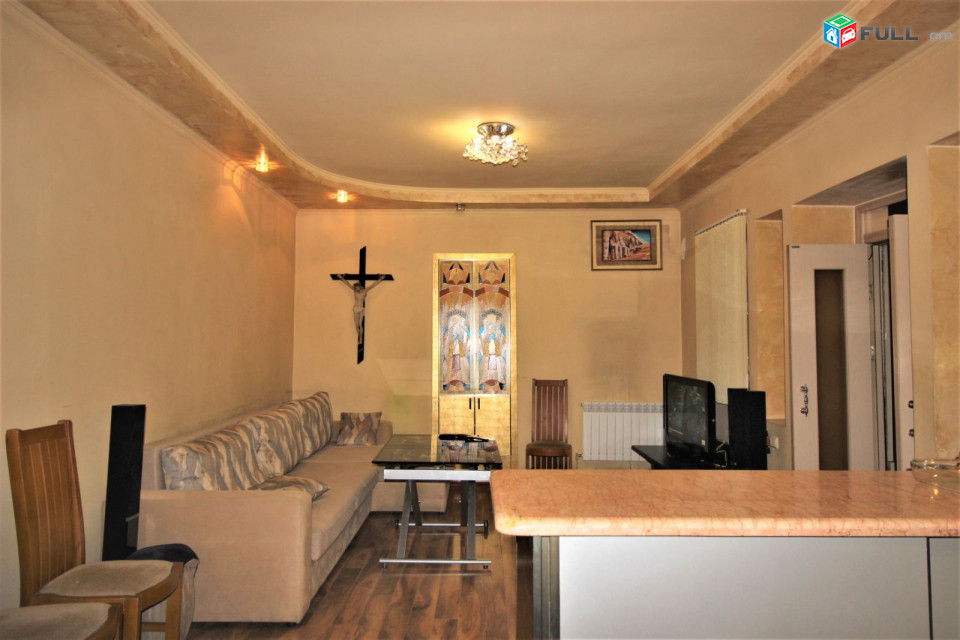 Ռոստոմի փողոց,կենտրոն,130ք.մ.,for rent,Կոդ B1324