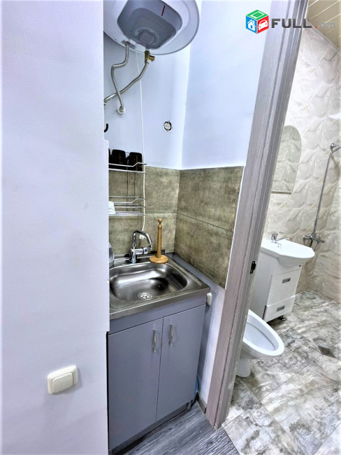 Նալբանդյան փողոց,30քմ.,Գրասենյակային տարածք,for rent,Կոդ G1658