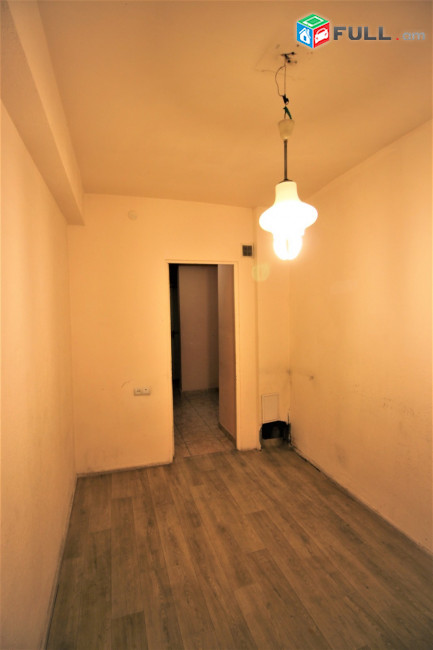 Սիմոն Վրացյան փողոց,կենտրոն,Գրասենյակային տարածք 