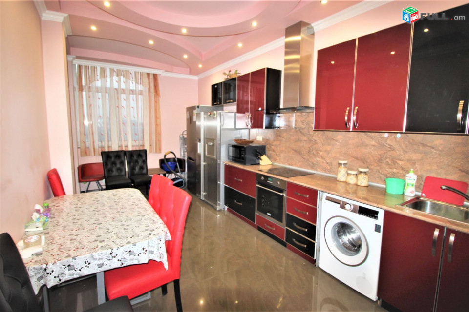 Ռոստոմի փողոց,140քմ,3 սենյականոց բնակարան,for rent,Կոդ B1366