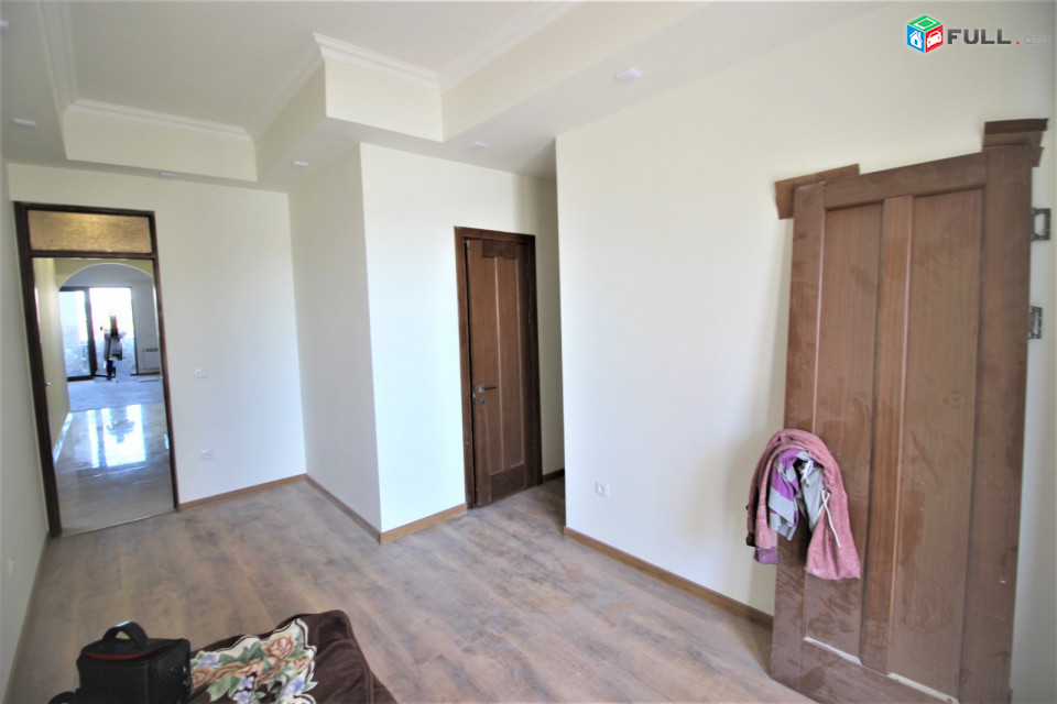 Սևքարեցի Սաքոյի փողոց,130քմ,3 սենյականոց բնակարան նորակառույց շենքում,for sale,Կոդ C1437
