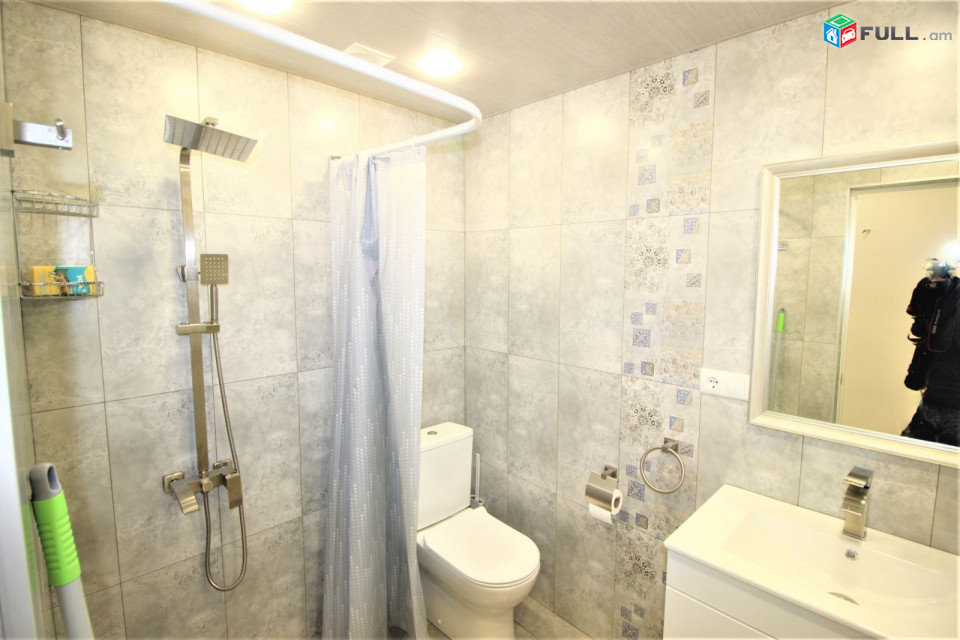 Քոչարյան փողոց,3 սենյականոց բնակարան,60քմ,for rent,Կոդ B1390