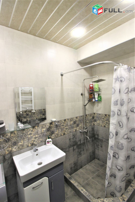 Արցախի պողոտա,75քմ,3 սենյականոց բնակարան,for rent,Կոդ B1425