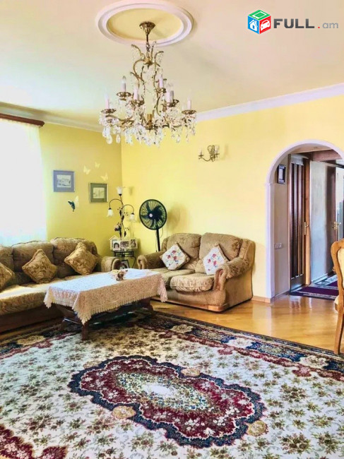 Վահրամ Փափազյան փողոց,83քմ,3 սենյականոց բնակարան,for sale,Կոդ C1498