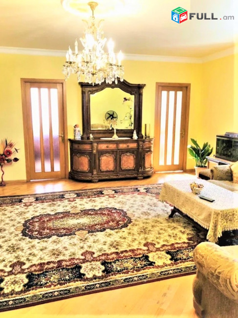 Վահրամ Փափազյան փողոց,83քմ,3 սենյականոց բնակարան,for sale,Կոդ C1498