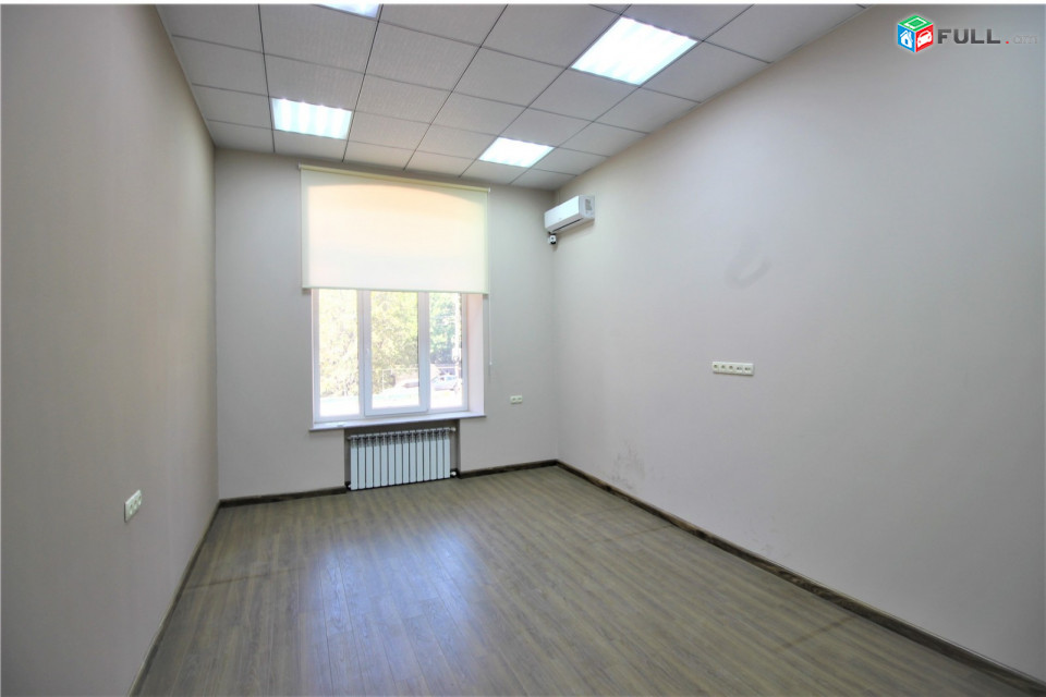 Պարոնյանի փողոց,3 սենյականոց բնակարան,100քմ,for sale,Կոդ C1520