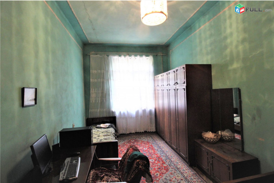 Կիևյան փողոց,87քմ,3 սենյականոց բնակարան,for rent,Կոդ C1525