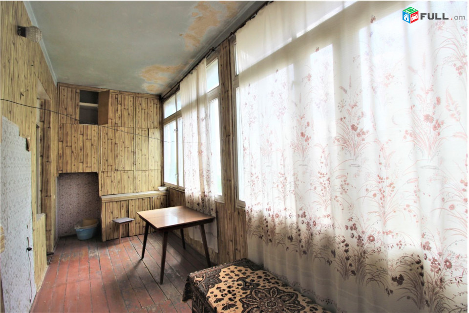Կիևյան փողոց,87քմ,3 սենյականոց բնակարան,for rent,Կոդ C1525