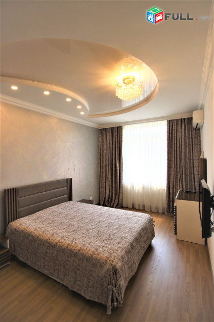 Աբովյան փողոց,86քմ,3 սենյականոց բնակարան,for rent, Կոդ B1443