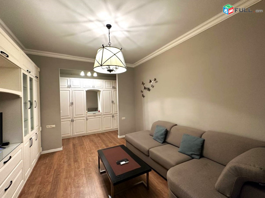 Սարյանի փողոց, 3 սենյականոց բնակարան, 85քմ, for rent, կոդ B1464