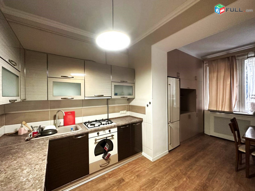 Սարյանի փողոց, 3 սենյականոց բնակարան, 85քմ, for rent, կոդ B1464