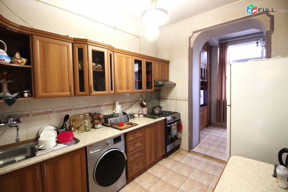 Կոմիտասի պողոտա, 3 սենյականոց բնակարան, 83քմ, for sale, կոդ C1551