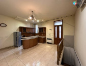 Գրասենյակային տարածք, Hanrapetutyan Street կենտրոնում, 96 քմ, For rent, Կոդ G1975