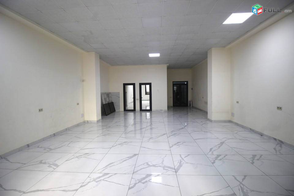 Գրասենյակային տարածք Ամիրյան փողոցում կենտրոնում, 100 ք.մ. G1996