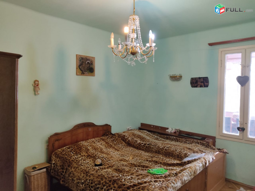 Փարպեցի փողոցում վաճառվում է բնակարան 80,7․, կոդ C1570